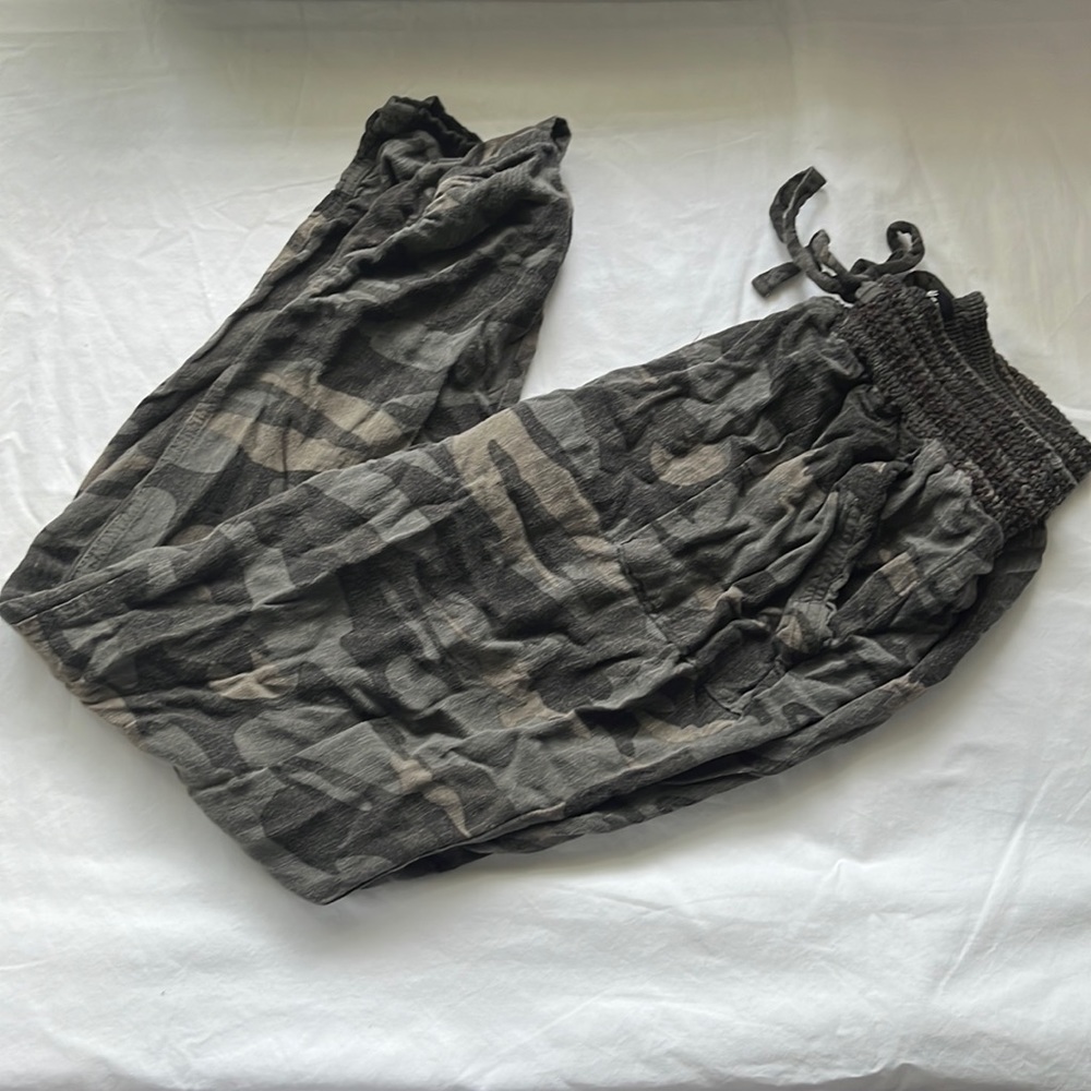 Camouflage Print Jogger/Sweatpants - REWASH BRAND